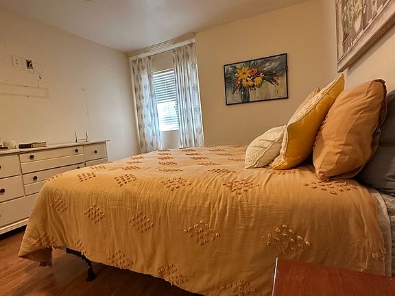 4th image of 7967 Merrington Pl #G