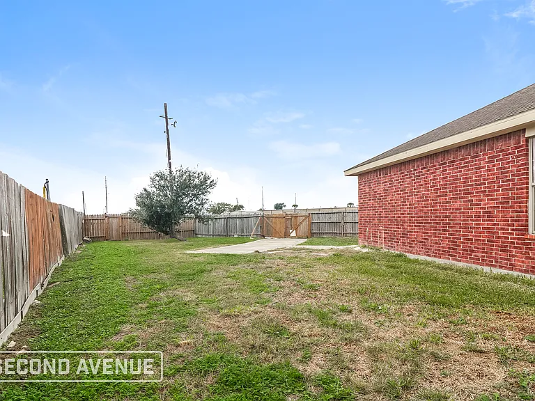 5541 Candace St — Photo 22