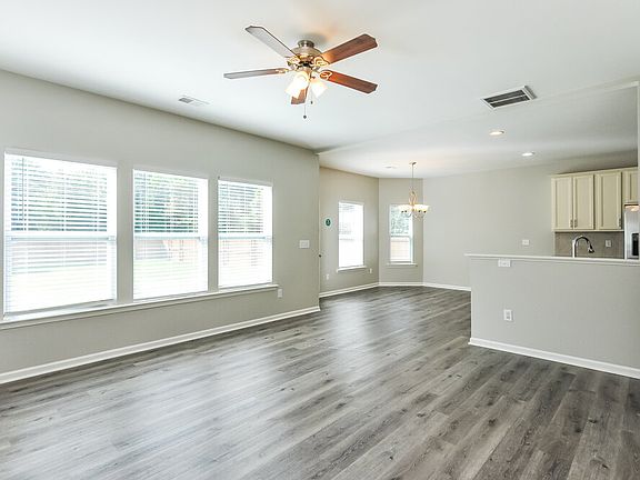 4th image of 105 Lakemont Dr