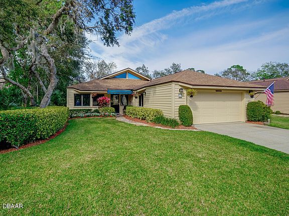 4th image of 612 Saint Andrews Cir