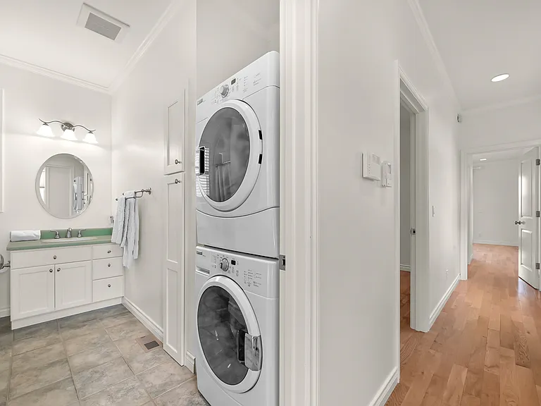 Washer/Dryer