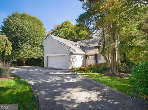 946 Youngs Ford Rd, Gladwyne, PA 19035