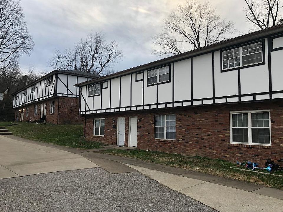 1st image of 138 Brick Ln APT 3