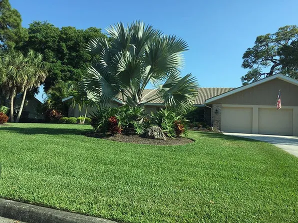 2375 Landings Cir, Bradenton, FL 34209