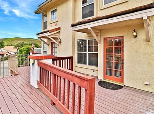 3303 Holly Grove St, Thousand Oaks, CA 91362