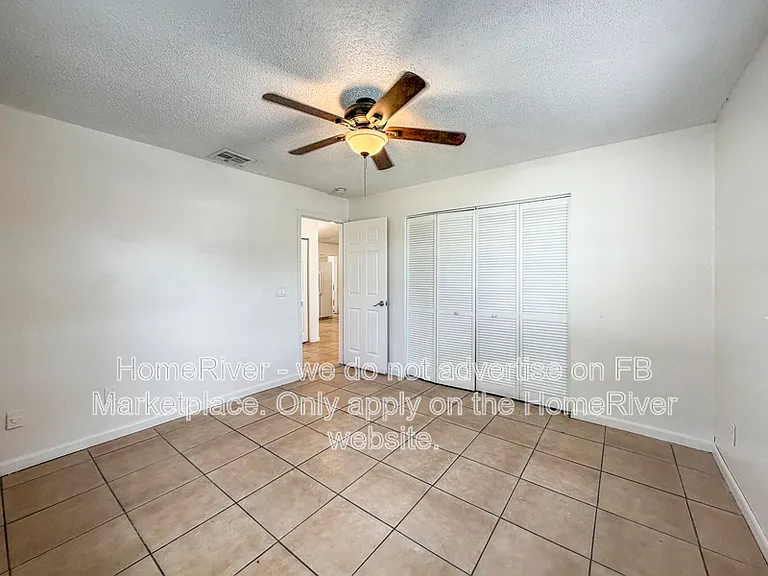 2920 SE Amherst St — Photo 10
