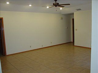 3rd image of 5420 N 31st St #6