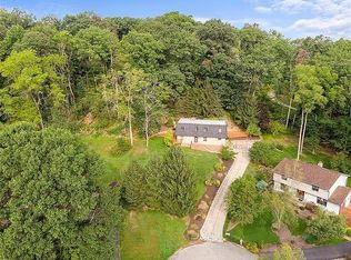 117 Walnut Ridge Dr, Pittsburgh, PA 15238