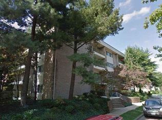 1127 13th St #101, Huntington, WV 25701