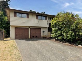 18797 Blue Ridge Dr, Oregon City, OR 97045