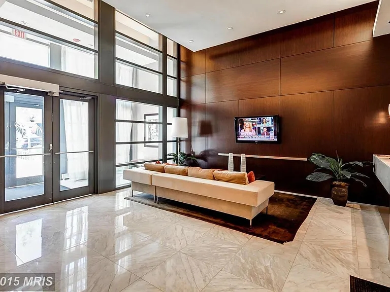 475 K St NW #1018 — Photo 3