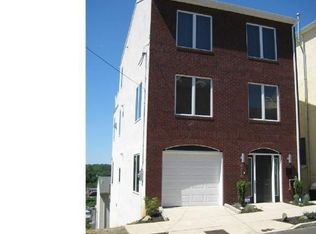 4318 Terrace St, Philadelphia, PA 19128