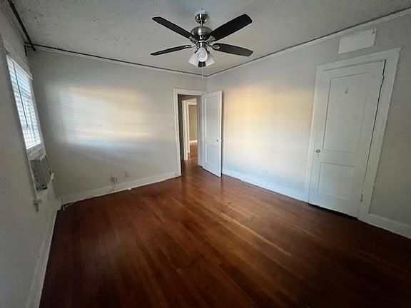 4th image of 1817 Colquitt St