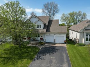 24 Glenora Dr, Loyalist, ON K0H1G0