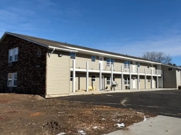 1900 1st Ave APT D, Sterling, IL 61081