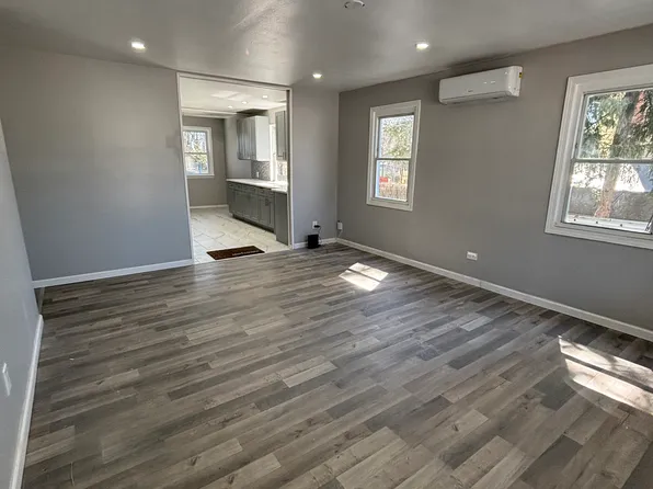 (undisclosed Address), Brentwood, NY 11717