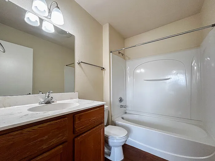 1126 Avenue A #201 — Photo 16