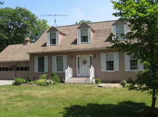 216 Governors Rd, Brookfield, NH 03872