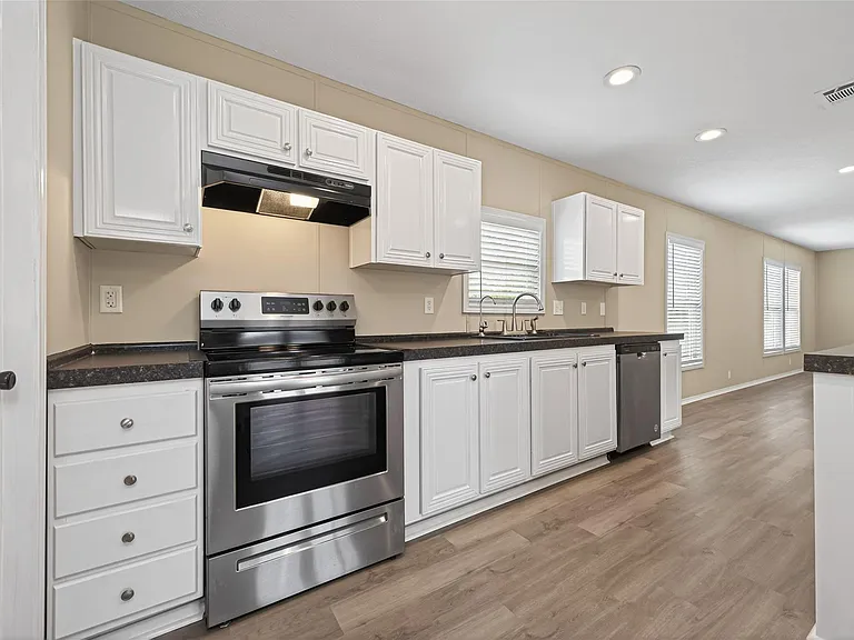 15933 W Relza Dr — Photo 16