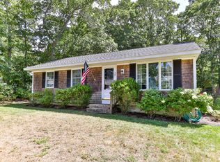 127 Clifton Ln, Centerville, MA 02632