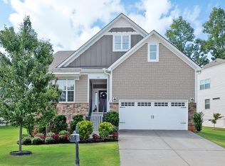231 Double Crest Dr, Taylors, SC 29687