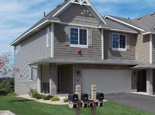 2620 Waterfall Way NW, Prior Lake, MN 55372