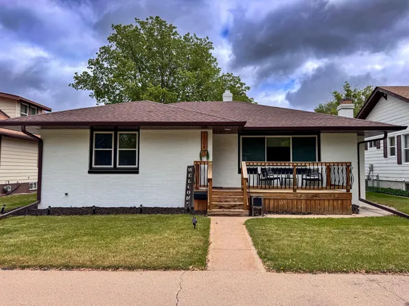 1164 Kansas Ave SE, Huron, SD 57350