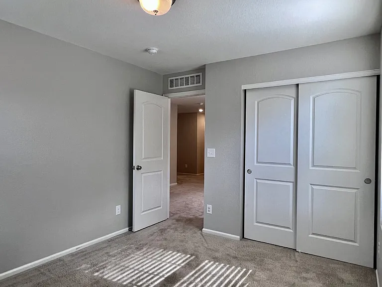 21783 E Radcliff Cir — Photo 13