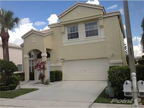 4th image of 15851 NW 15th Ct