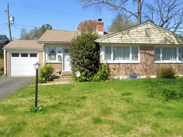 311 Potomac Rd, Wilmington, DE 19803