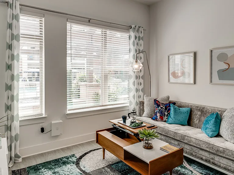 Link Apartments Grant Park — Photo 8