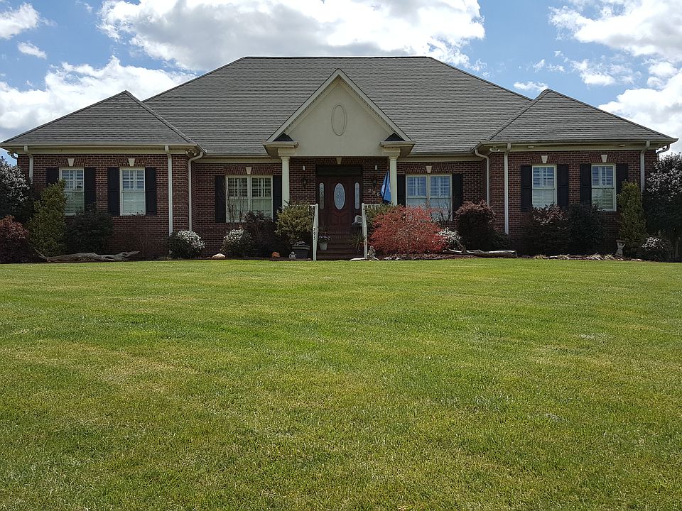 1st image of 295 Belmont Pl