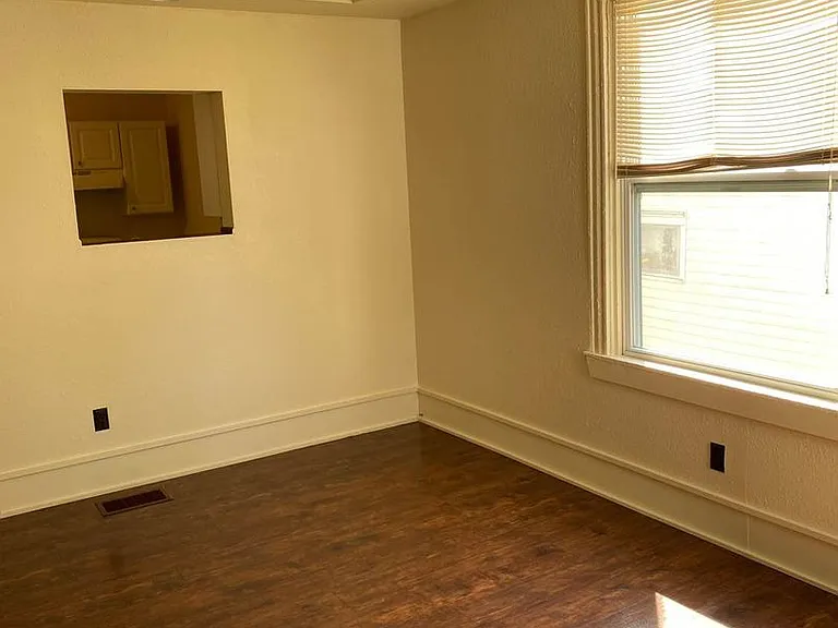 645 Cullum — Photo 22