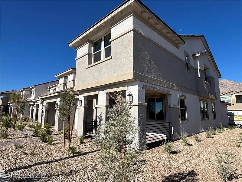 3 bed, 2.5 bath, 1927 sqft, $2,750 — Photo 3