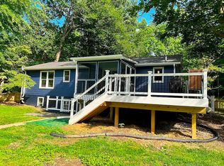 953 Retreat Rd, Bluemont, VA 20135