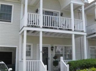 4 Schooner Ct, Atlantic City, NJ 08401