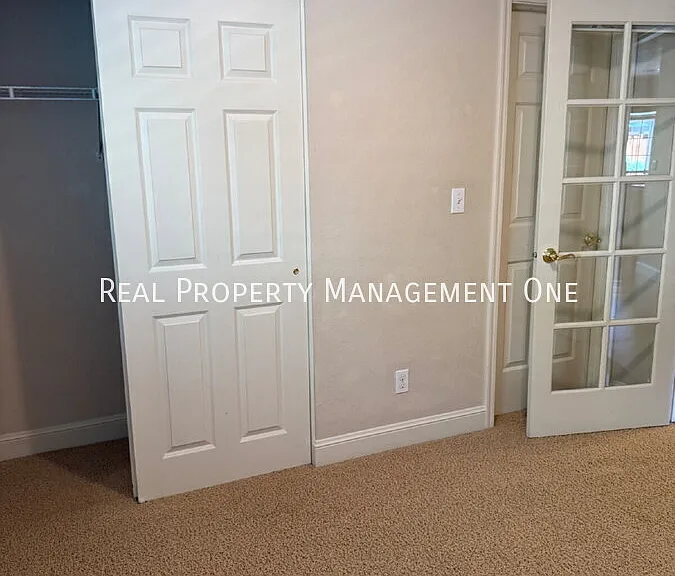 3010 Boardwalk St — Photo 17