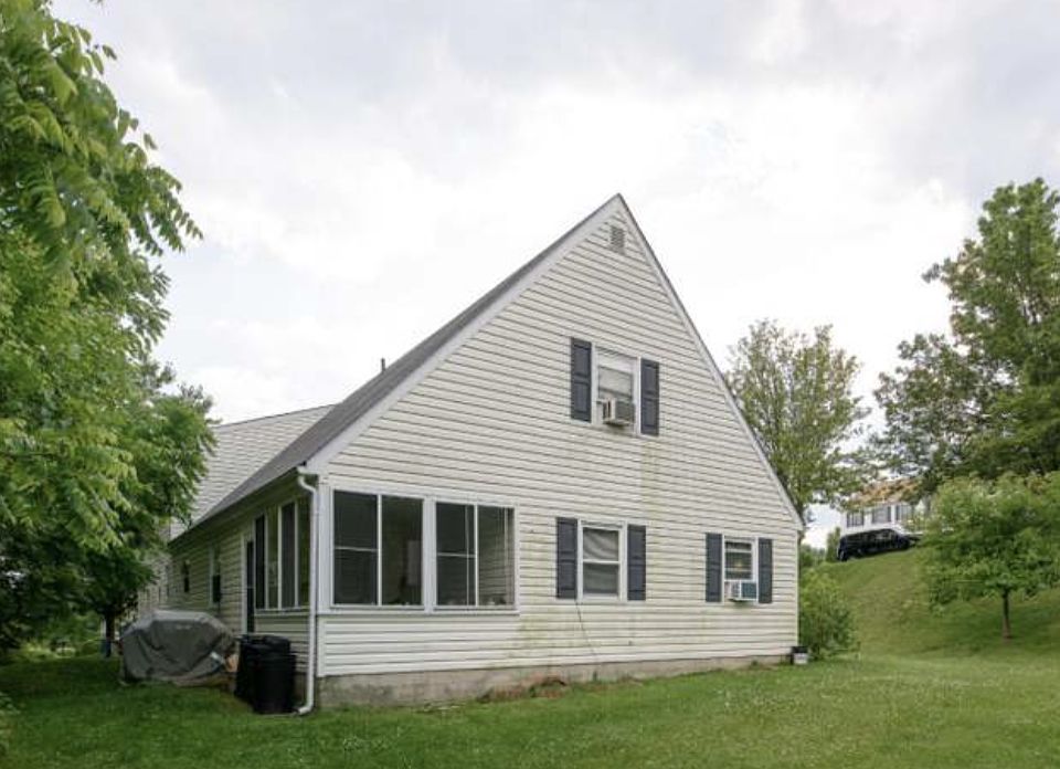 1st image of 282 Colwyn Ter
