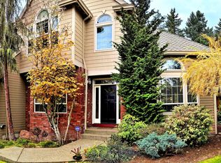 19637 Suncrest Dr, West Linn, OR