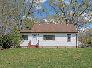 24 Pine Dr, Circle Pines, MN 55014