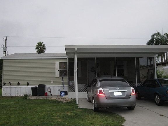 2nd image of 526 Eland Dr