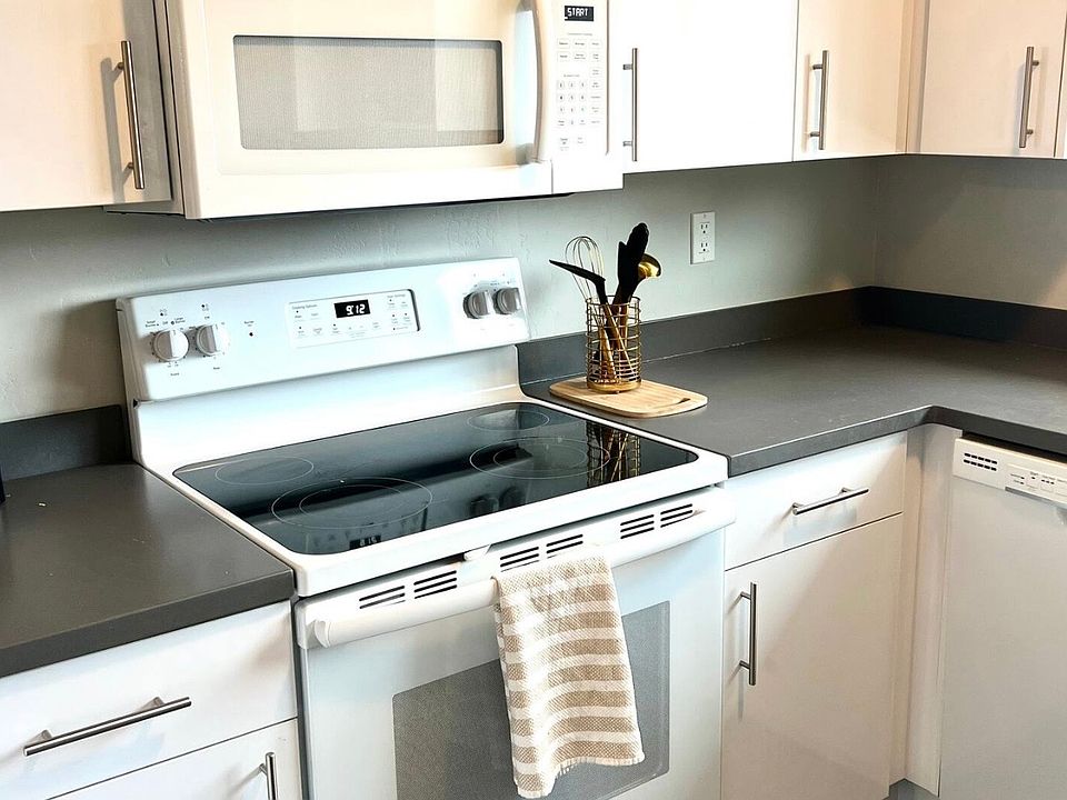 1st image of 1700 S Sandhill Rd Unit 301