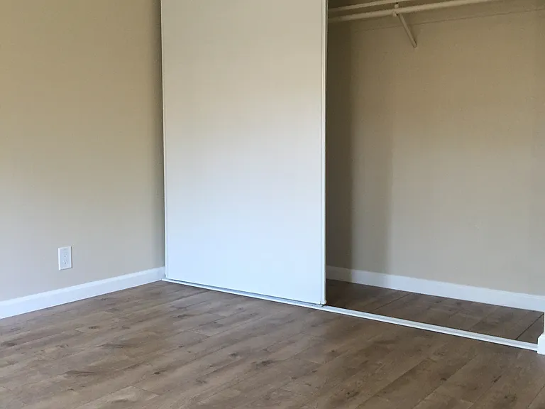 858 Coolidge Ave — Photo 15