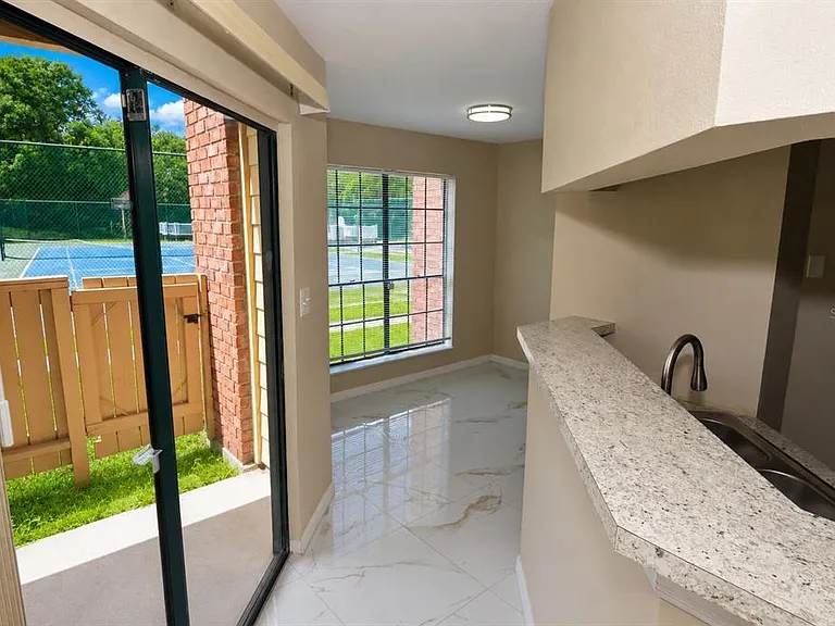 8764 Mallard Reserve Dr #101 — Photo 4