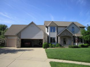 776 Spyglass Blvd, Forsyth, IL