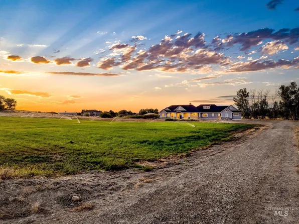 5472 W Overland Rd, Meridian, ID 83642