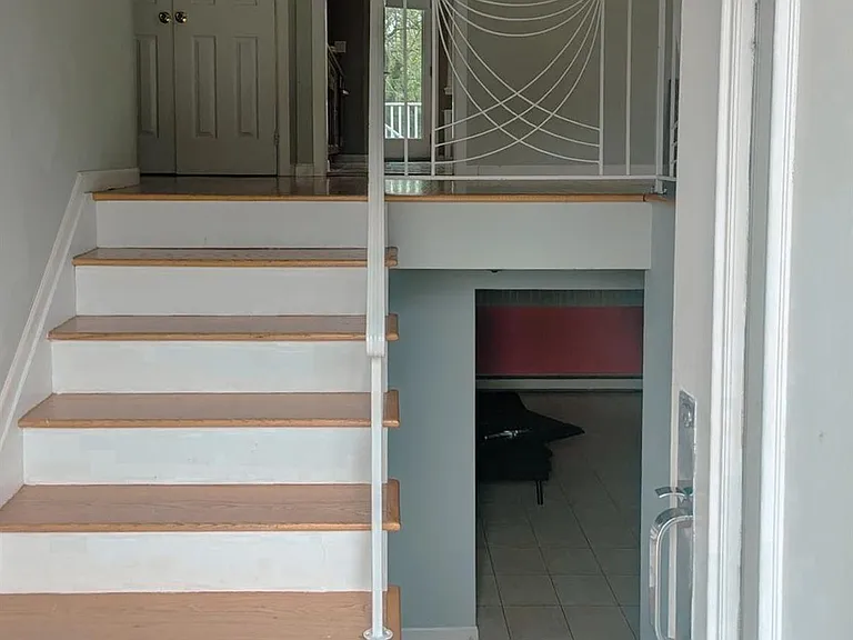 821 Cliffside Ave — Photo 2