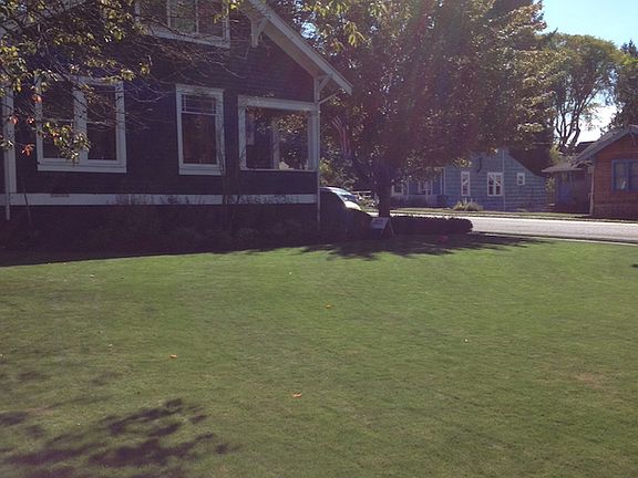 2nd image of 501 Avenue C
