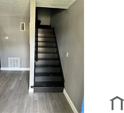 7035 Ken Knight Dr E — Photo 8
