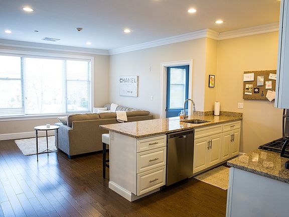 2nd image of 20 Englewood Ave APT 103D